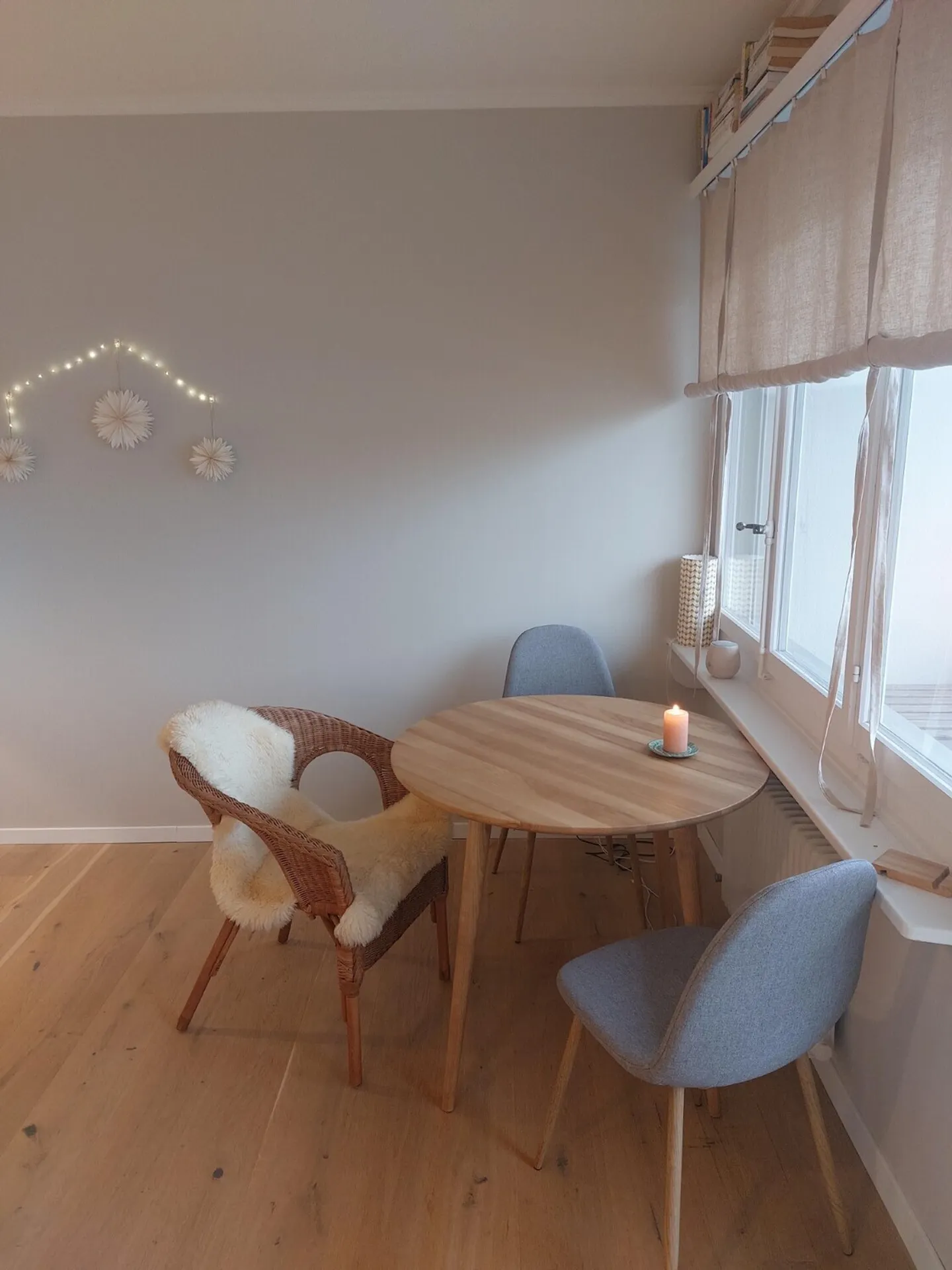 Charming Furnished Apartment - Photo 2 of 10