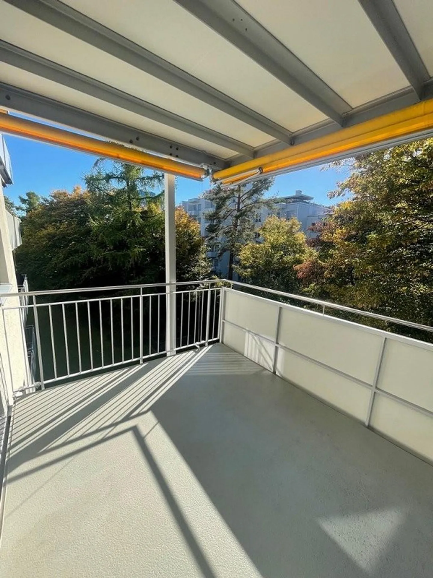Wohnen im Ostring + 1 Jahr gratis Einstellhallenplatz! - Foto 5 von 5