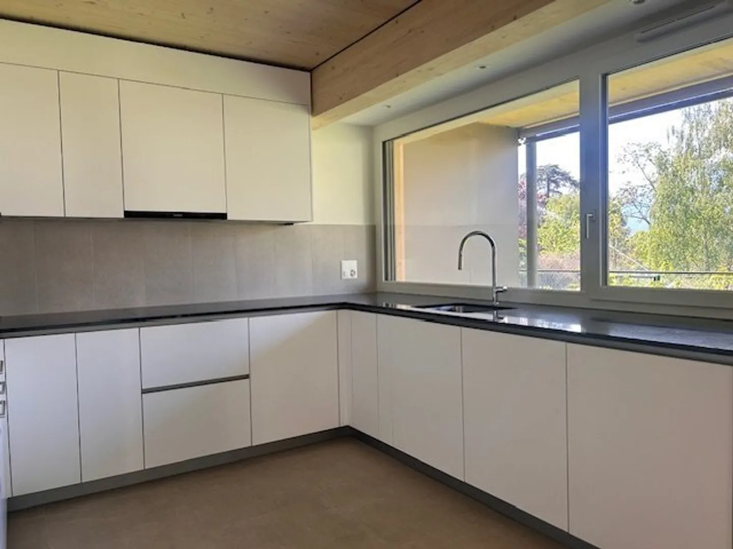 Erdgeschosswohnung mit Garten - Foto 1 von 11