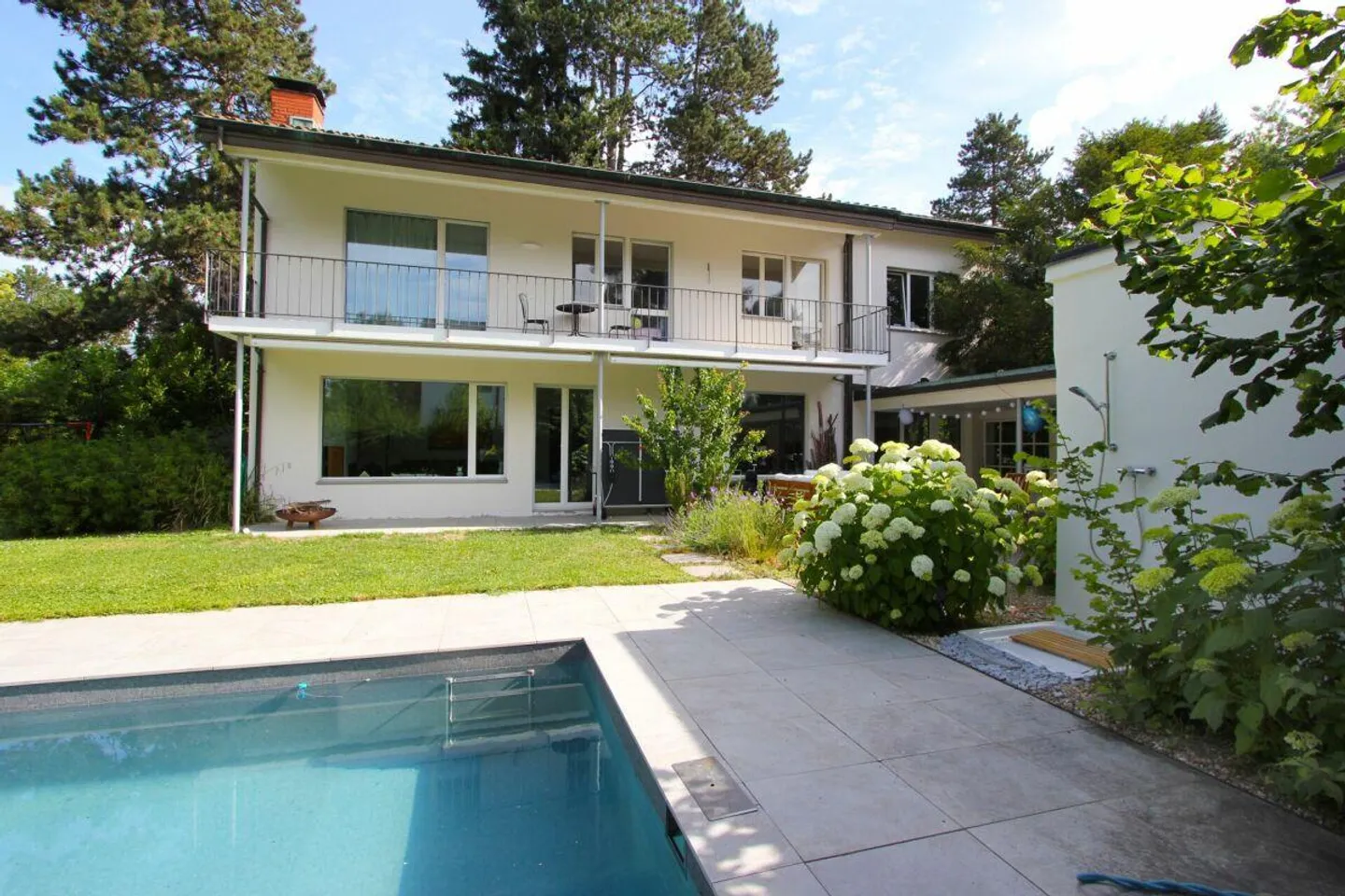 Maison individuelle sur le beau Bruderholz - 7 chambres avec piscine et ... - Photo 13 sur 13
