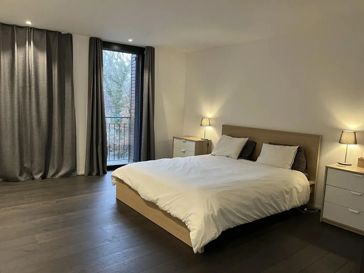Au cœur de Zurich : Maison de ville luxueuse avec terrasse sur le toit - Photo 6 sur 11