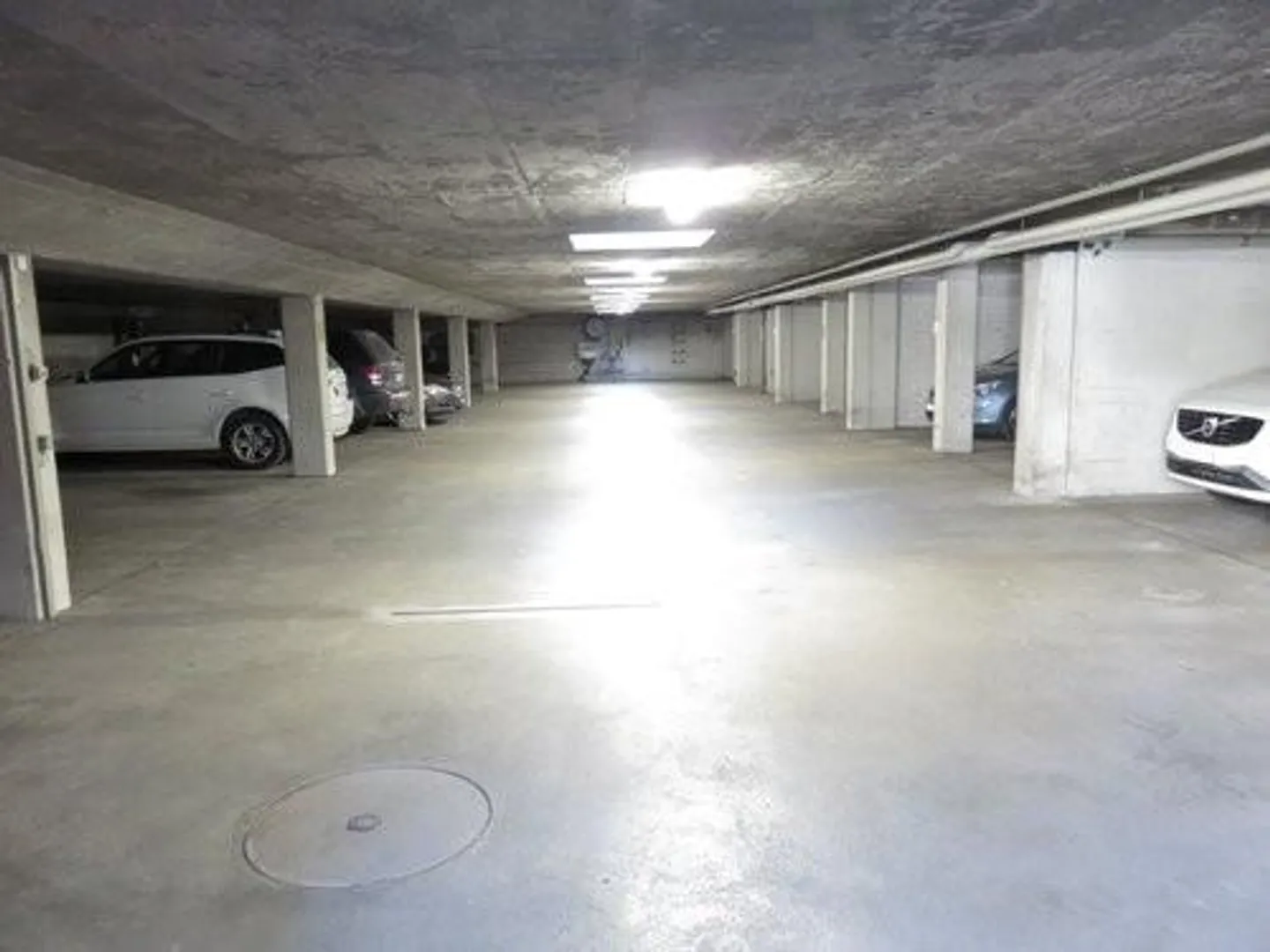 Posto auto nella Länggasse - Foto 2 di 2