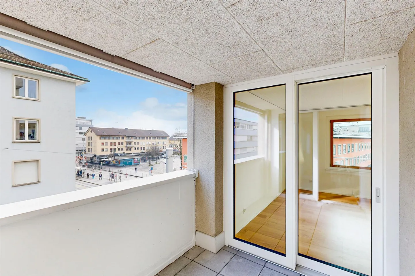 Proximité de la ville et confort - Vivre avec style - Photo 8 sur 13