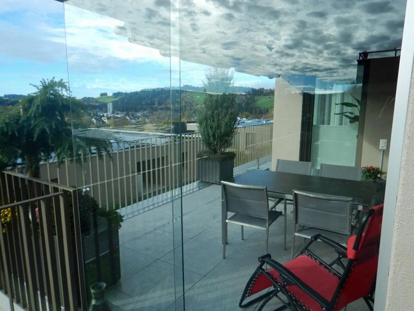 Superbe appartement de jardin avec belle vue - Photo 7 sur 9