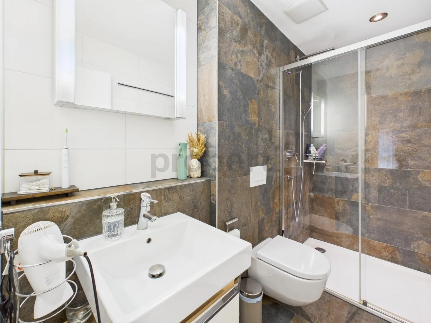 Spacious 5.5-room apartment in a quiet location in Grenchen - Photo 11 of 12