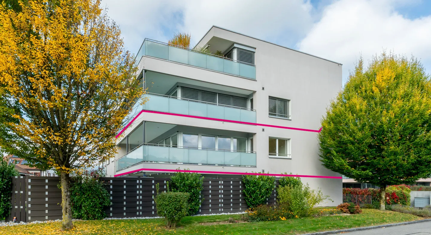 Sunny Rooms, Short Distances – Living with Quality of Life - Photo 1 of 15