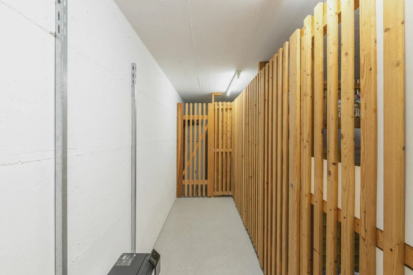 Charming Gem in Popular Residential Area of Herblingen - Photo 19 of 25