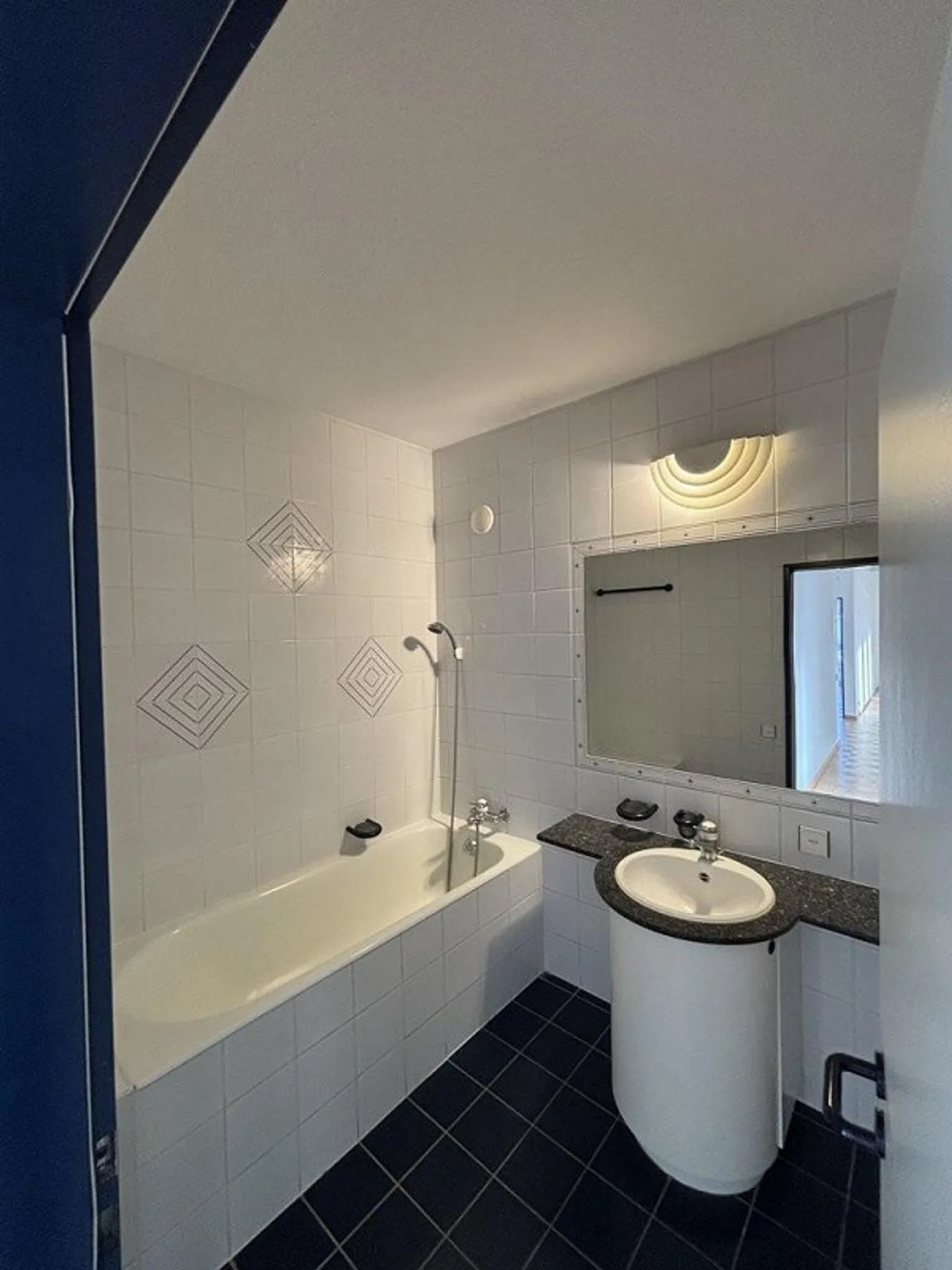 Zu ergreifen! Wunderschöne Wohnung in einem Wohngebiet! - Foto 7 von 8