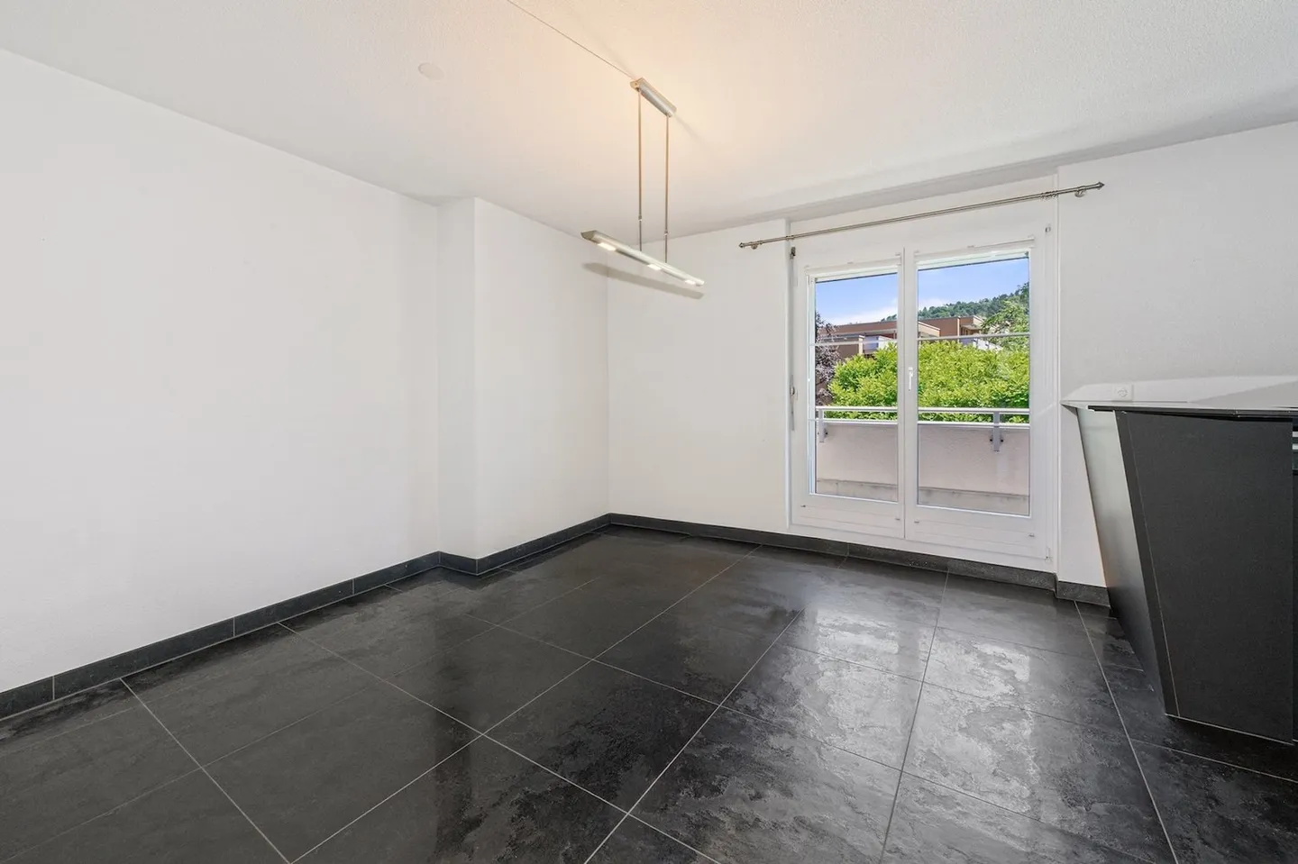 Ampio appartamento duplex di 5,5 stanze a Urdorf - Foto 2 di 13