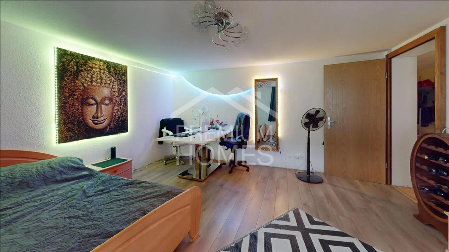 Vivere, investire, sviluppare - tutto in un'unica proprietà - Foto 10 di 13