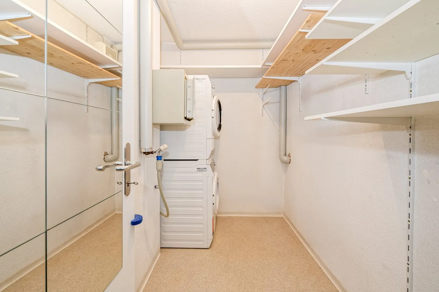 Ampio appartamento duplex di 5,5 stanze a Urdorf - Foto 8 di 13