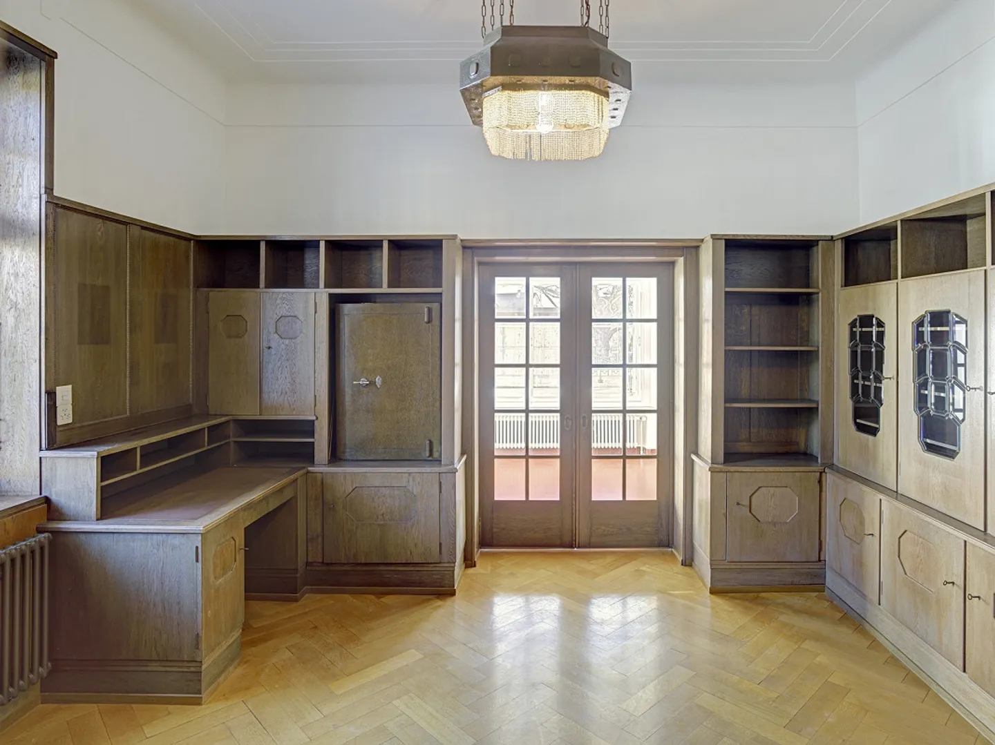 A gem with a large terrace - Photo 7 of 8