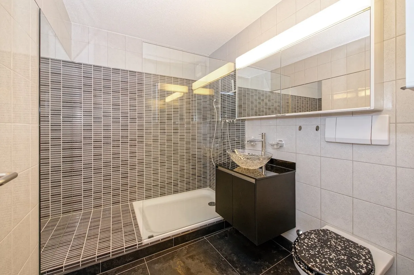 Ampio appartamento duplex di 5,5 stanze a Urdorf - Foto 6 di 13