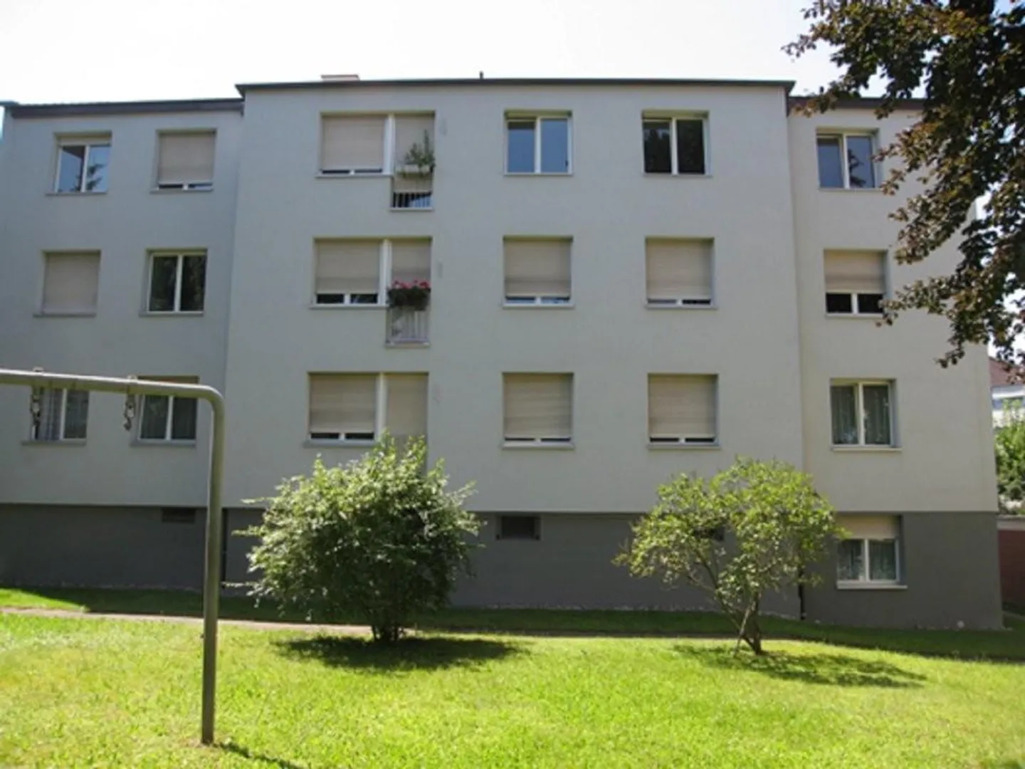 Appartamento tranquillo e bello ad Arlesheim - Foto 2 di 8