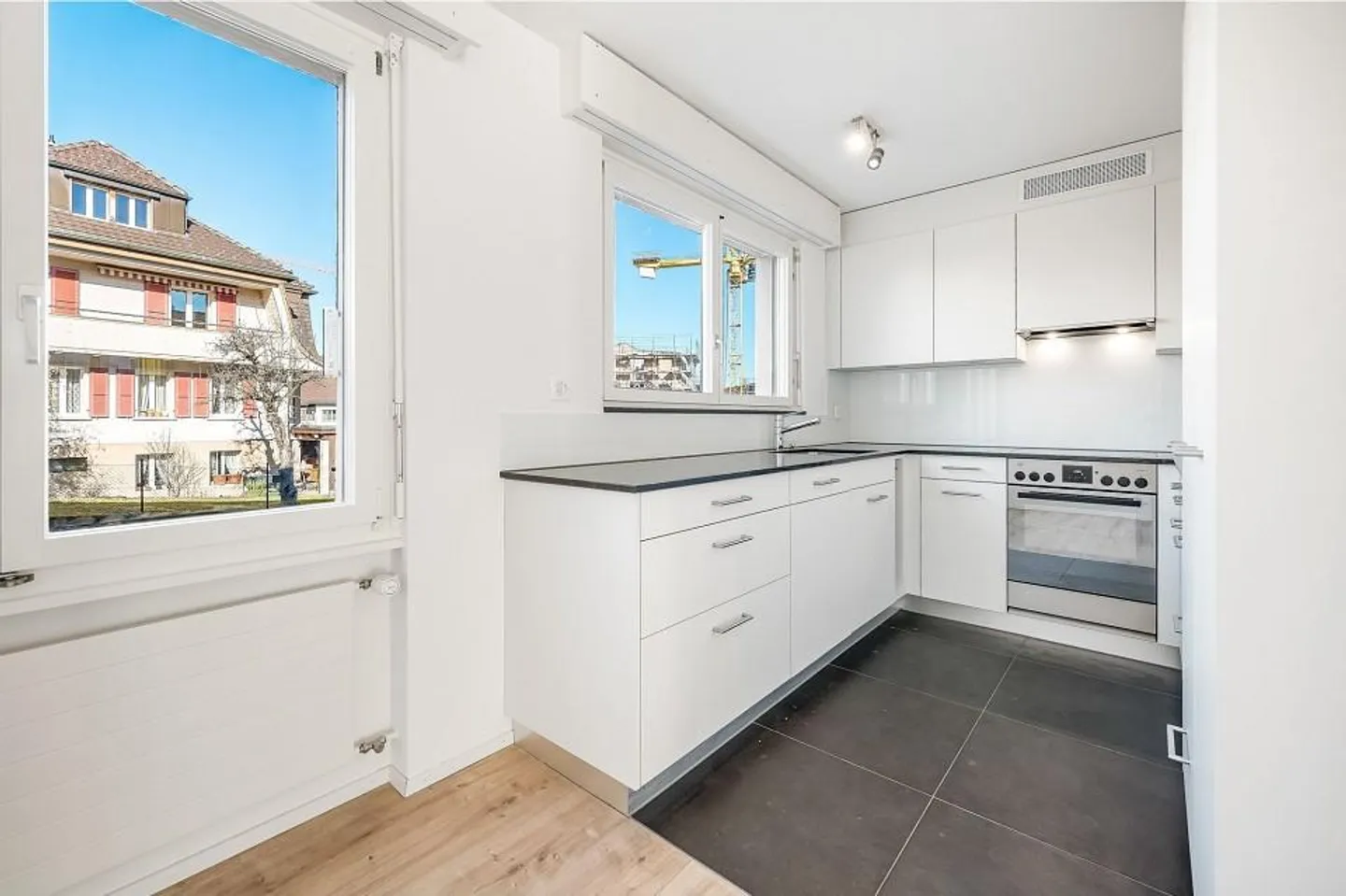 Chambres lumineuses avec une atmosphère confortable - Photo 7 sur 13