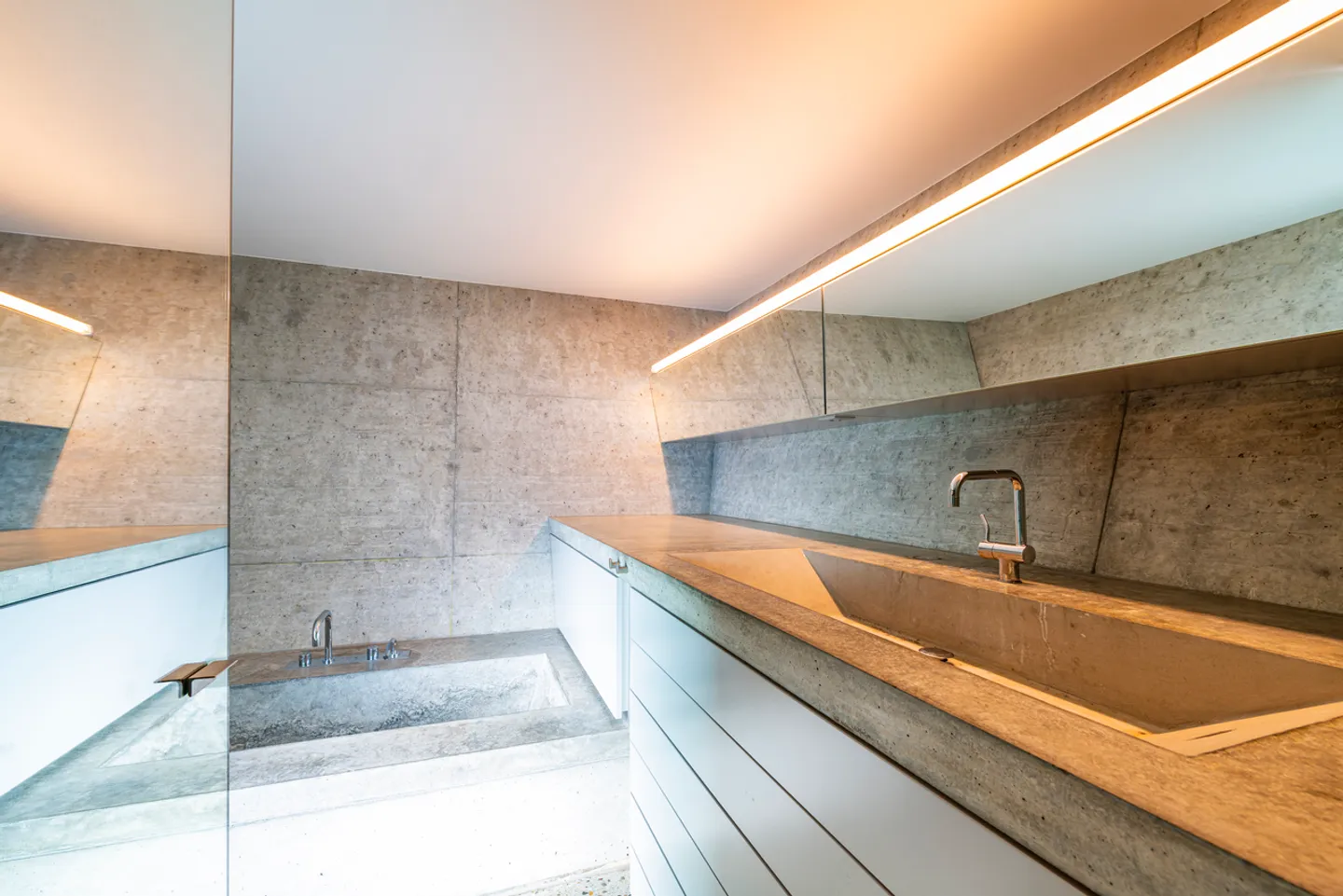 Villa de design iconique avec vue imprenable sur le lac - Photo 11 sur 13