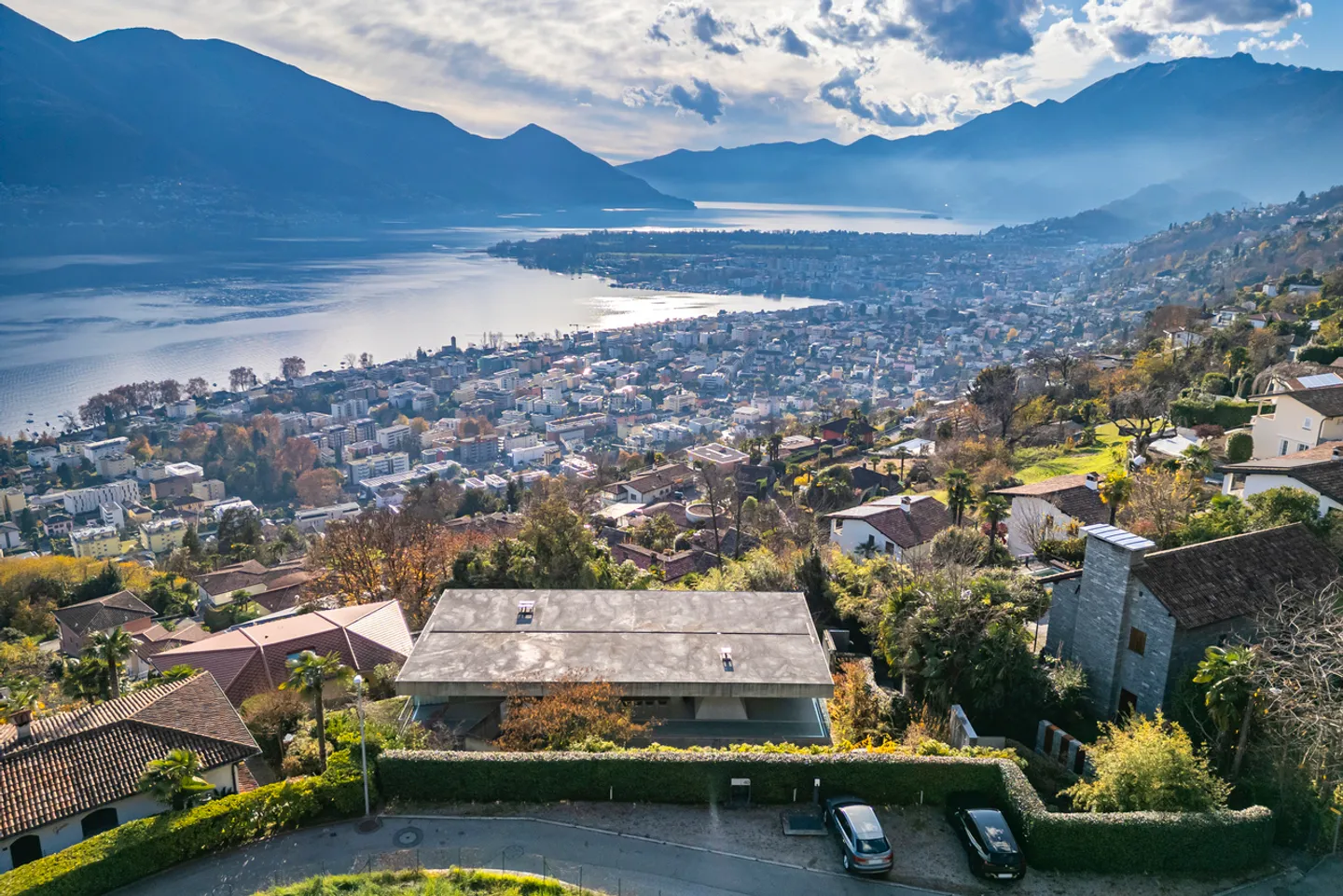 Villa de design iconique avec vue imprenable sur le lac - Photo 7 sur 13