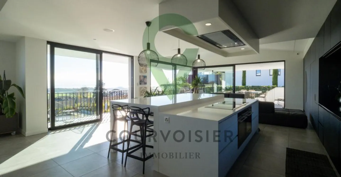 Villa contemporanea con vista lago - Foto 5 di 11