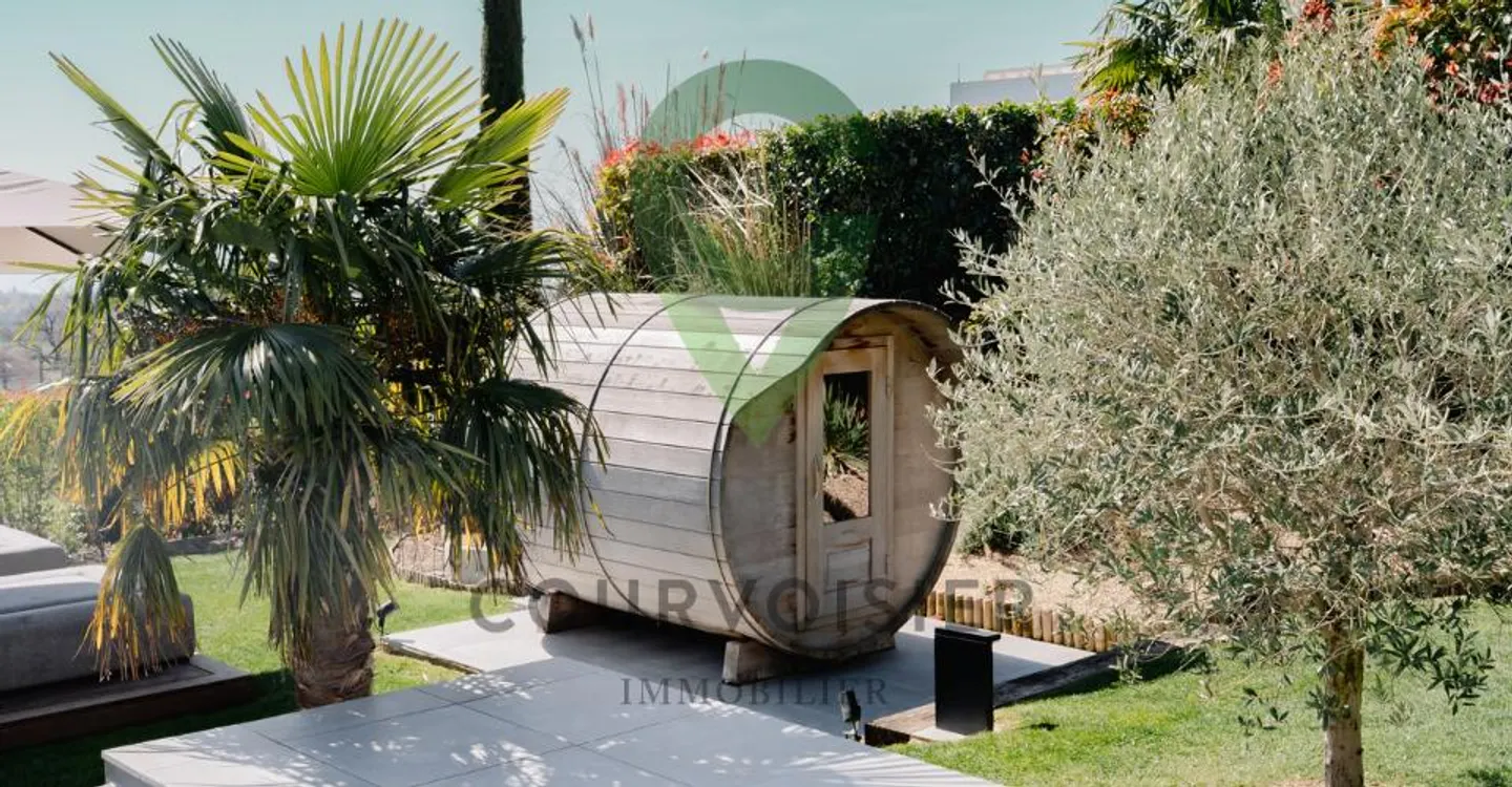 Villa contemporanea con vista lago - Foto 9 di 11