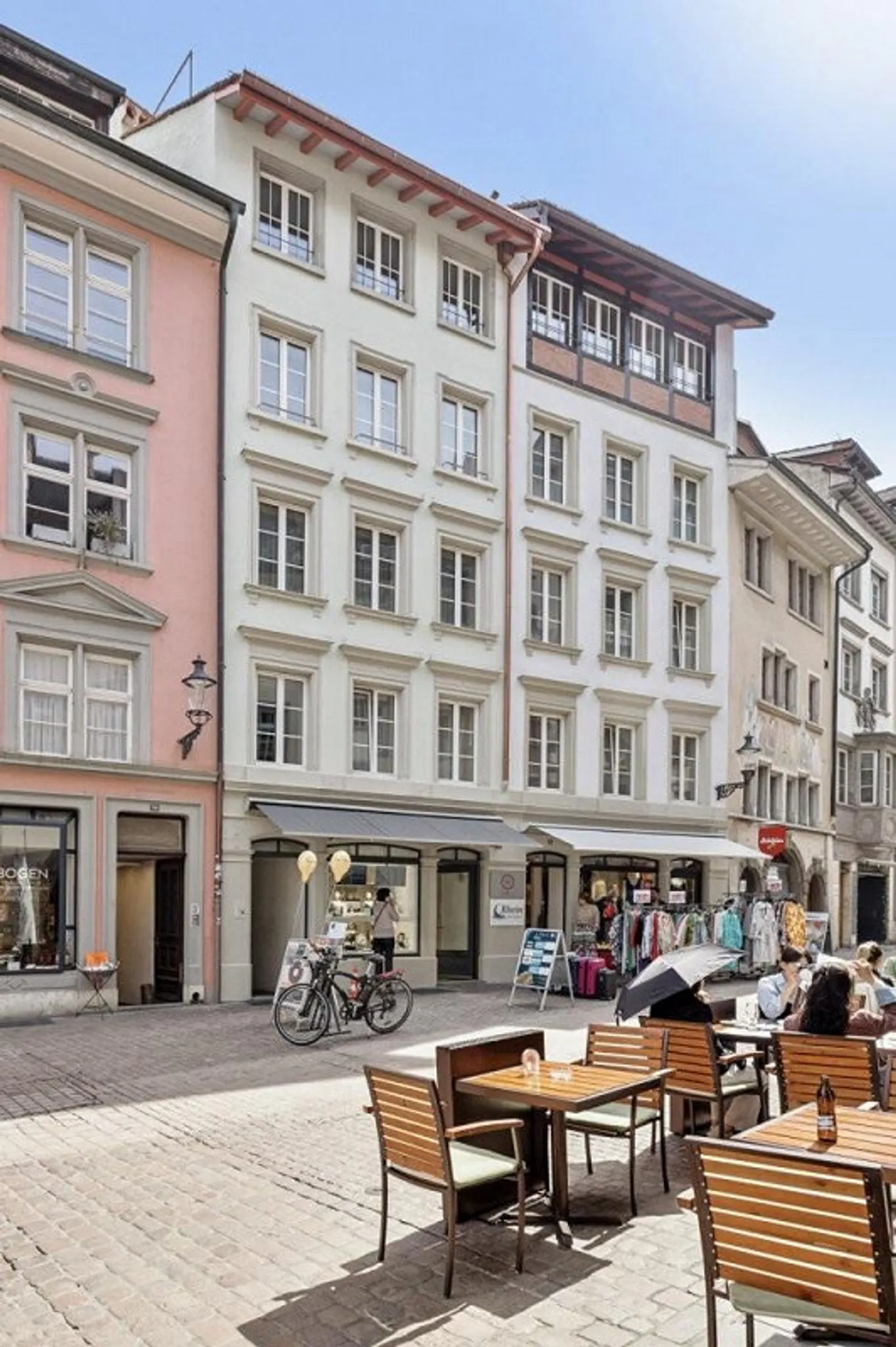 Appartamento moderno con charme d'epoca - Foto 1 di 6