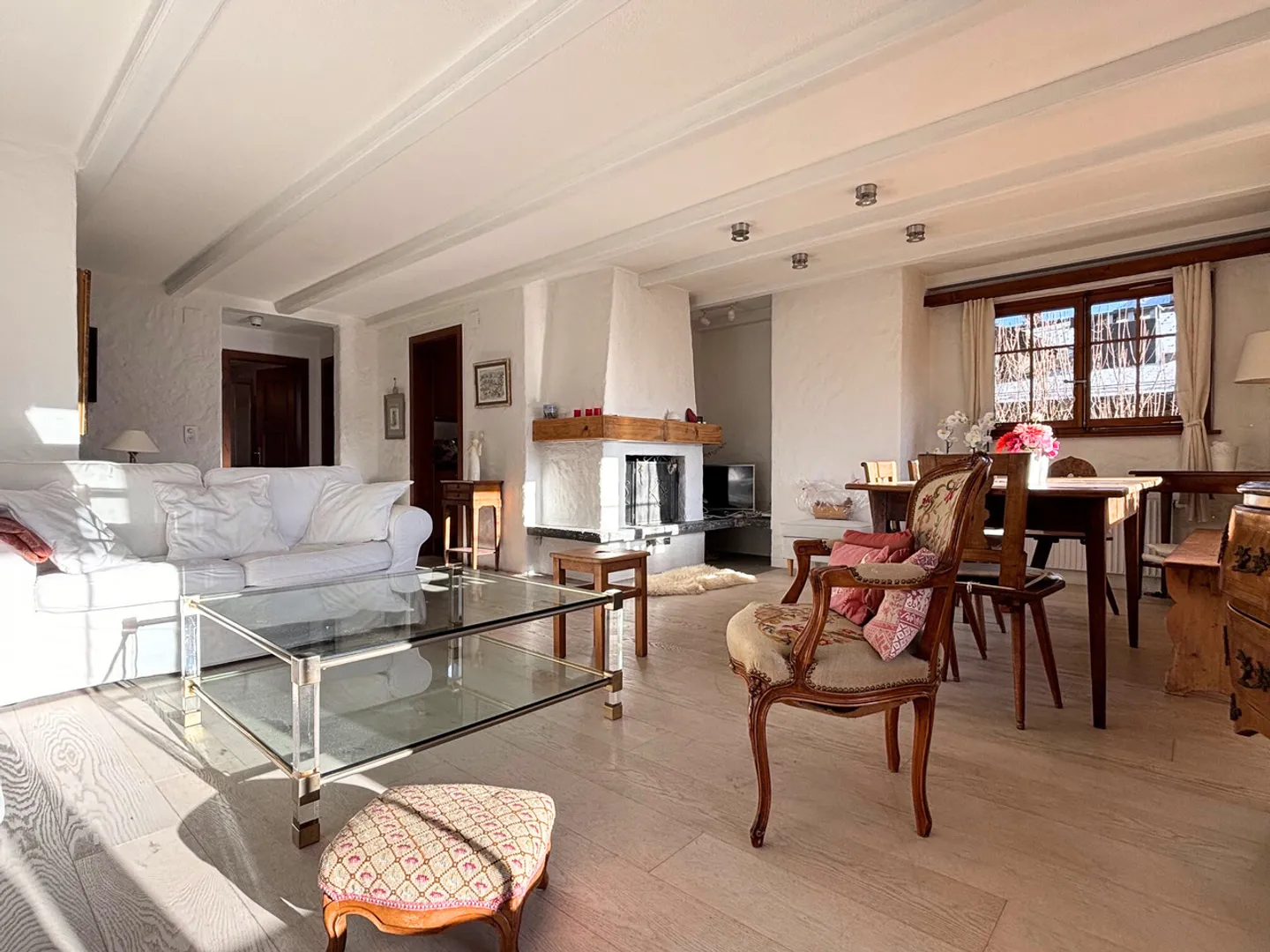 Bel Appartement à Chateau-d'Oex - Photo 1 sur 9