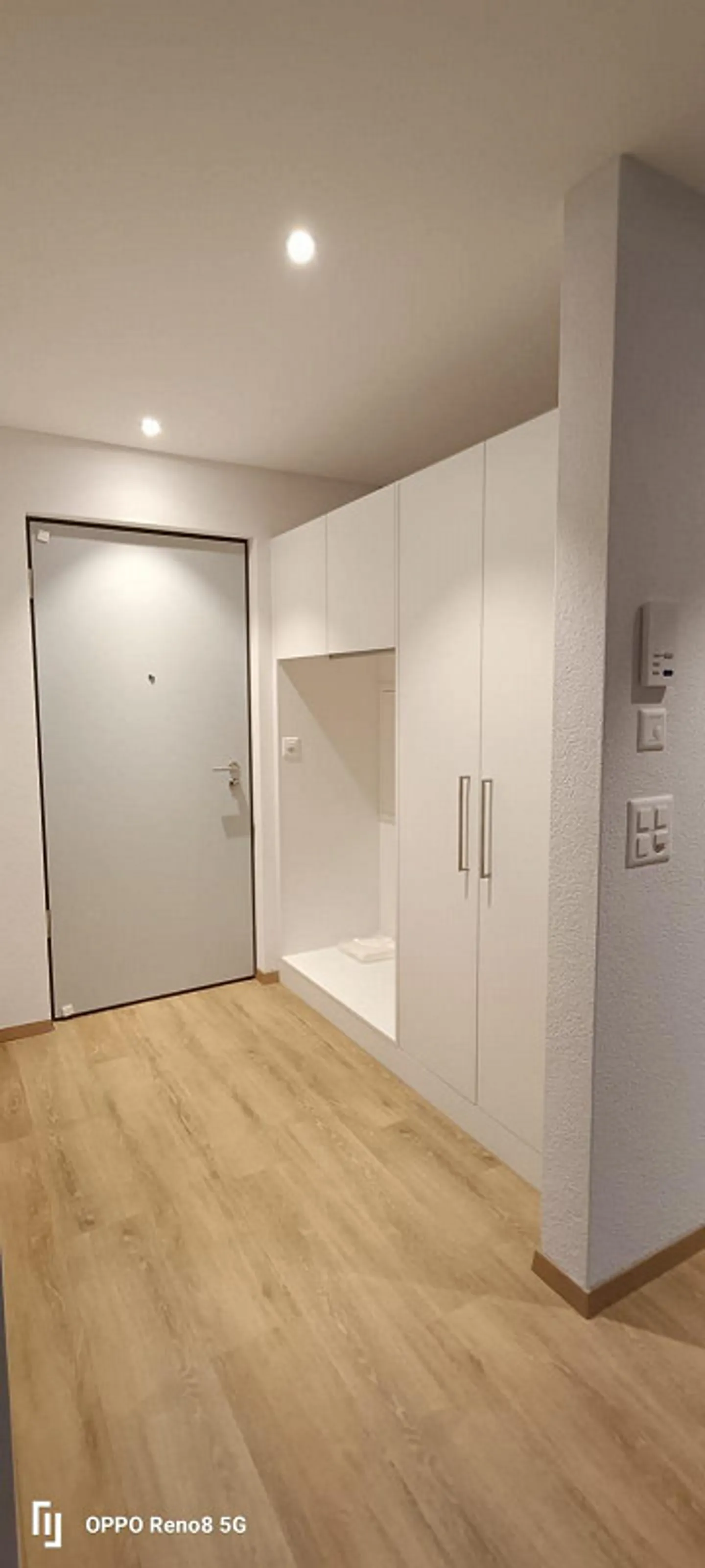 2.5-room apartment with patio - Photo 5 of 8