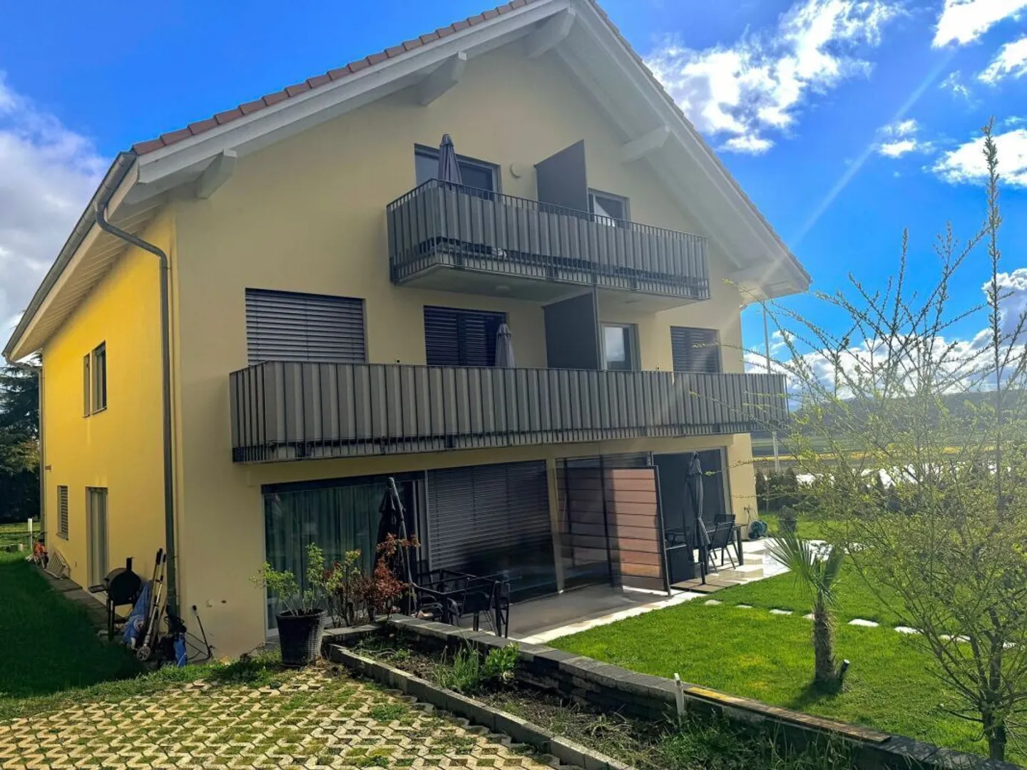 Moderne 3.5-Zimmer-Wohnung - Foto 1 von 10