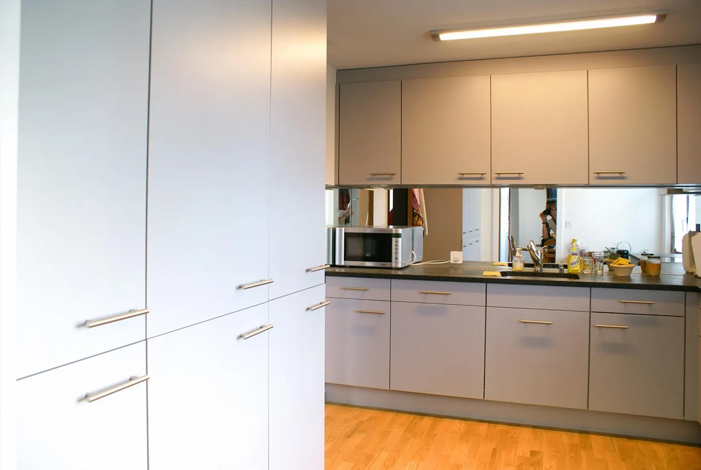 Spacious 4.5 Room Apartment with Balcony in Central Location - Photo 3 of 17