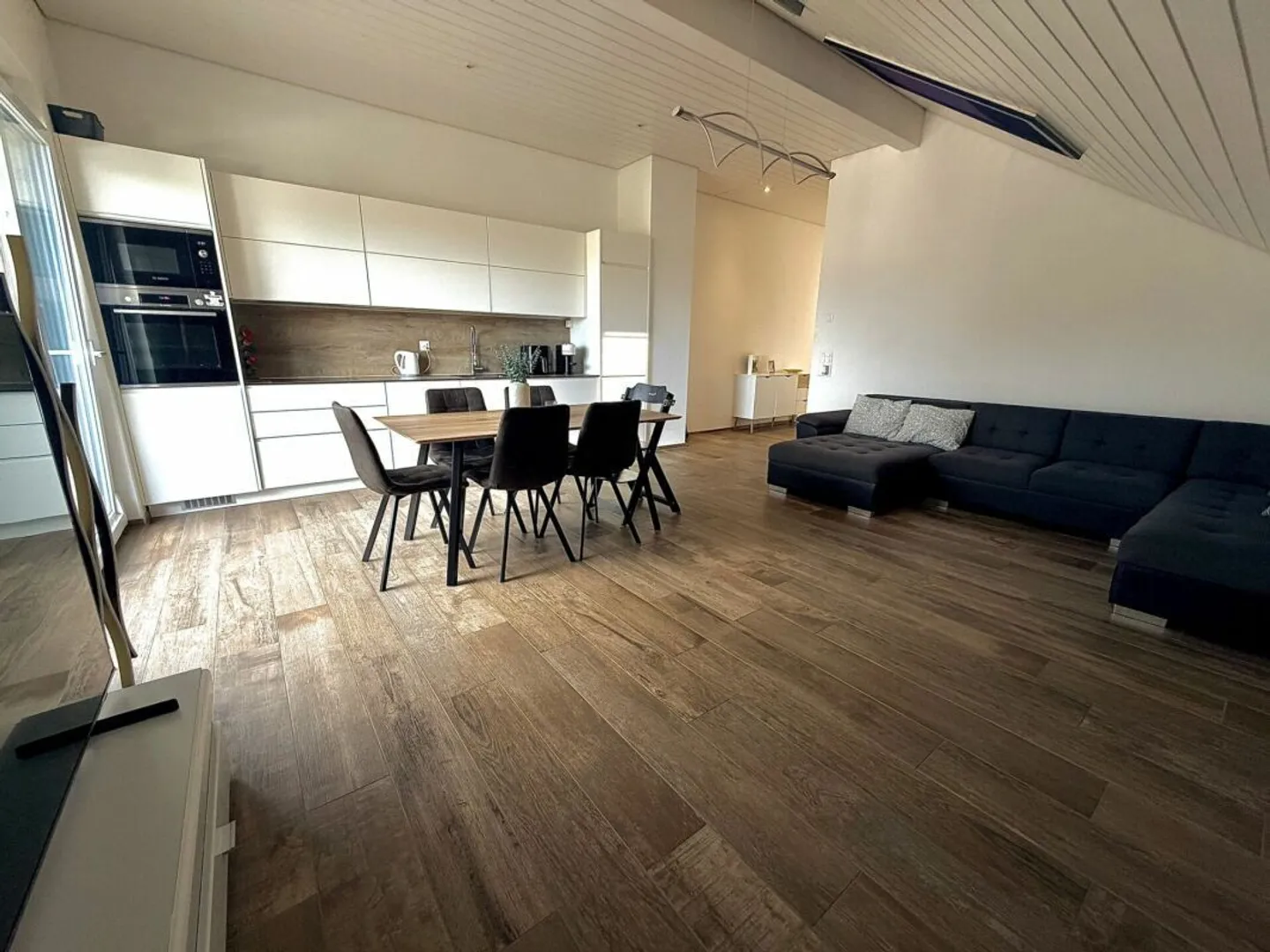 Moderne 3.5-Zimmer-Wohnung - Foto 4 von 10