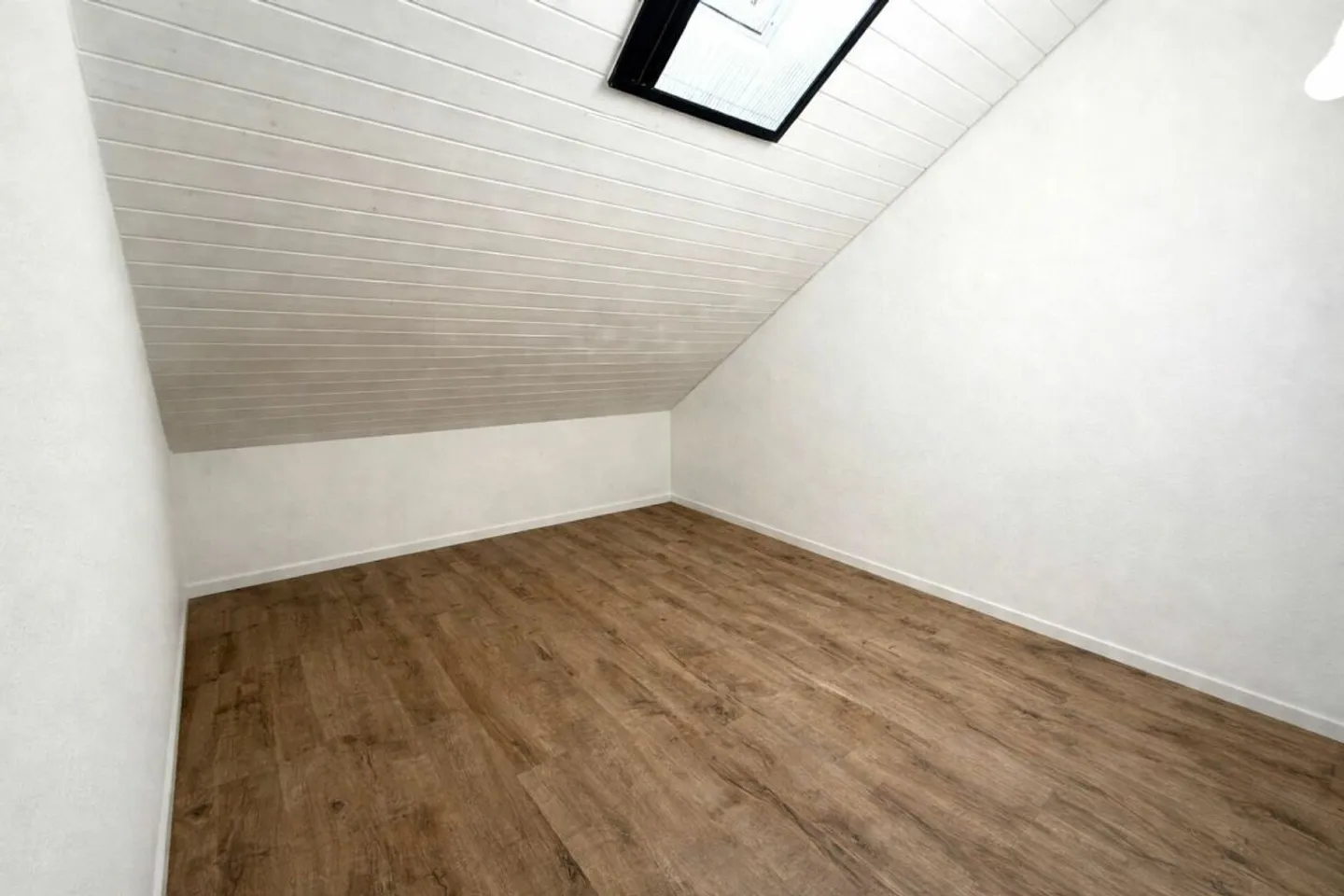 Moderne 3.5-Zimmer-Wohnung - Foto 8 von 10