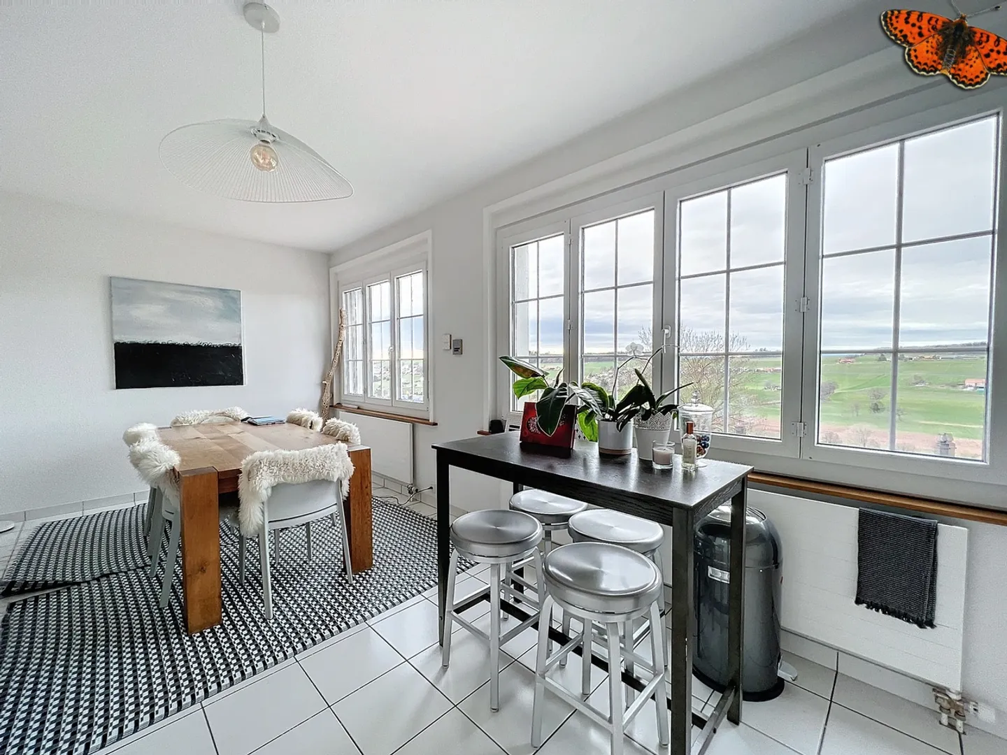 LUMINEUX 4½ PIECES - Cœur de la ville de Romont ! - Foto 3 von 11