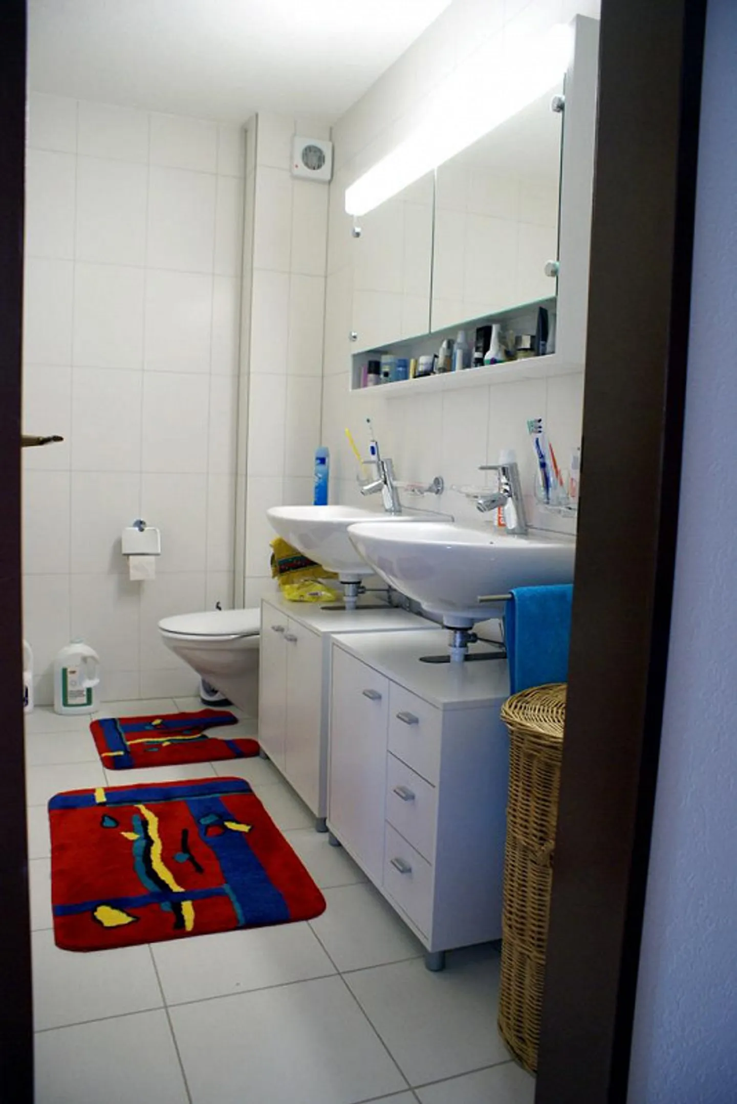 Spacious 4.5 Room Apartment with Balcony in Central Location - Photo 6 of 17