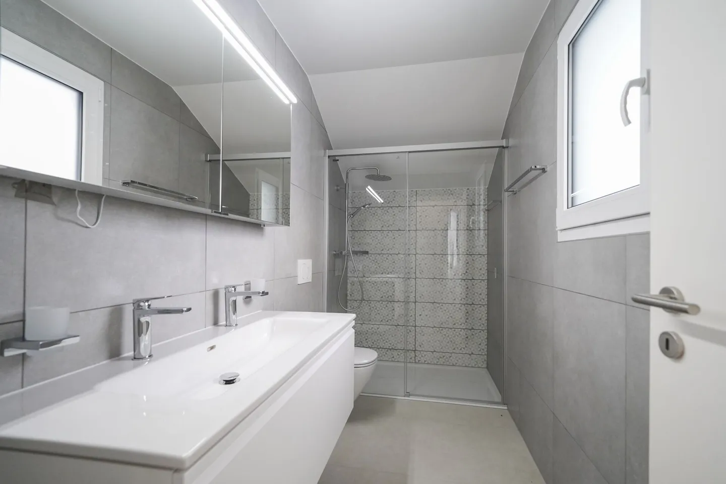 Nid familial nouvellement construit avec appartement - Photo 9 sur 13