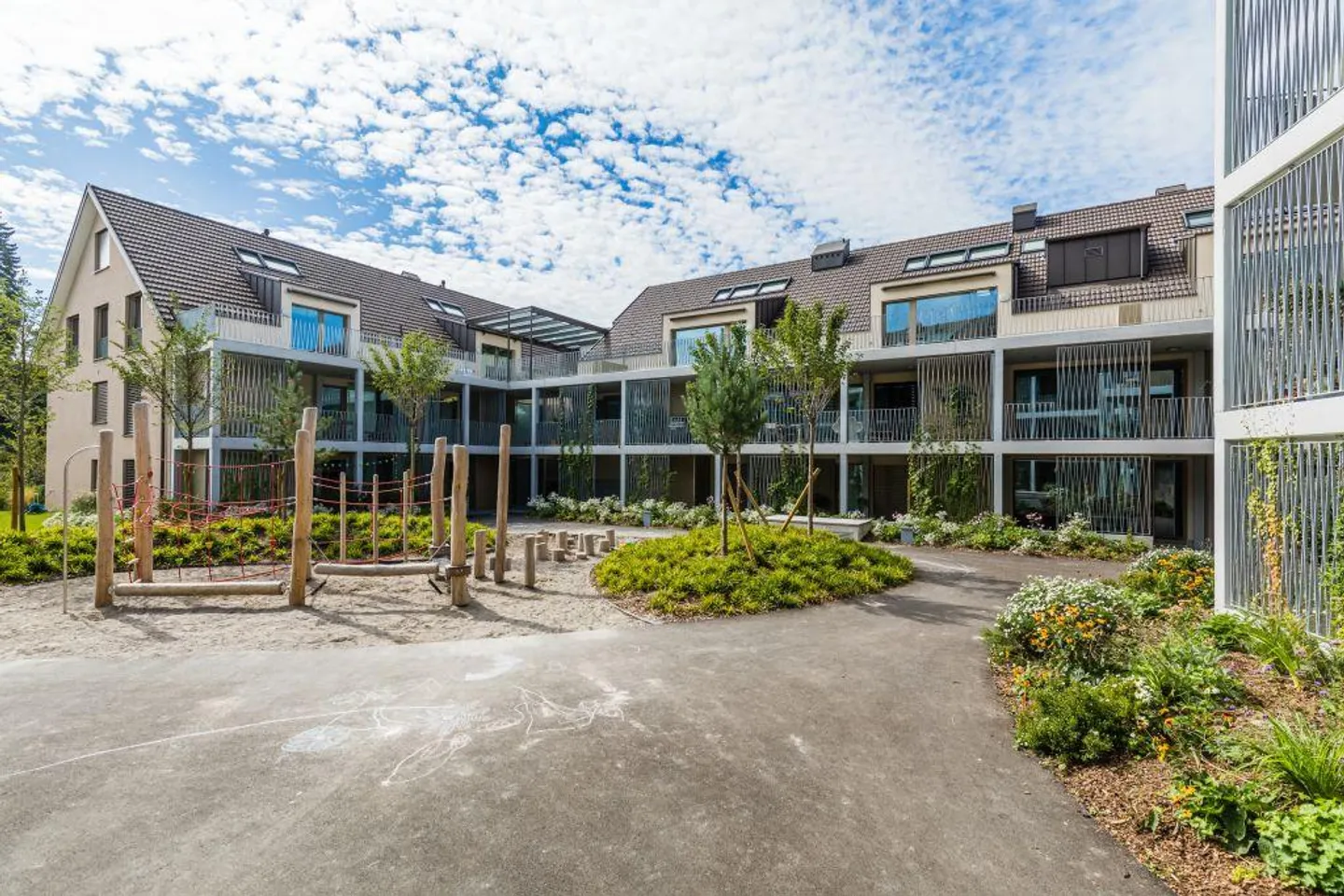 Luminoso appartamento di 2,5 stanze in un quartiere a contatto con la natura - Foto 1 di 6