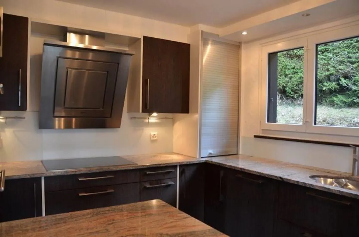 Very beautiful chalet with exceptional view of the lake - Photo 8 of 13