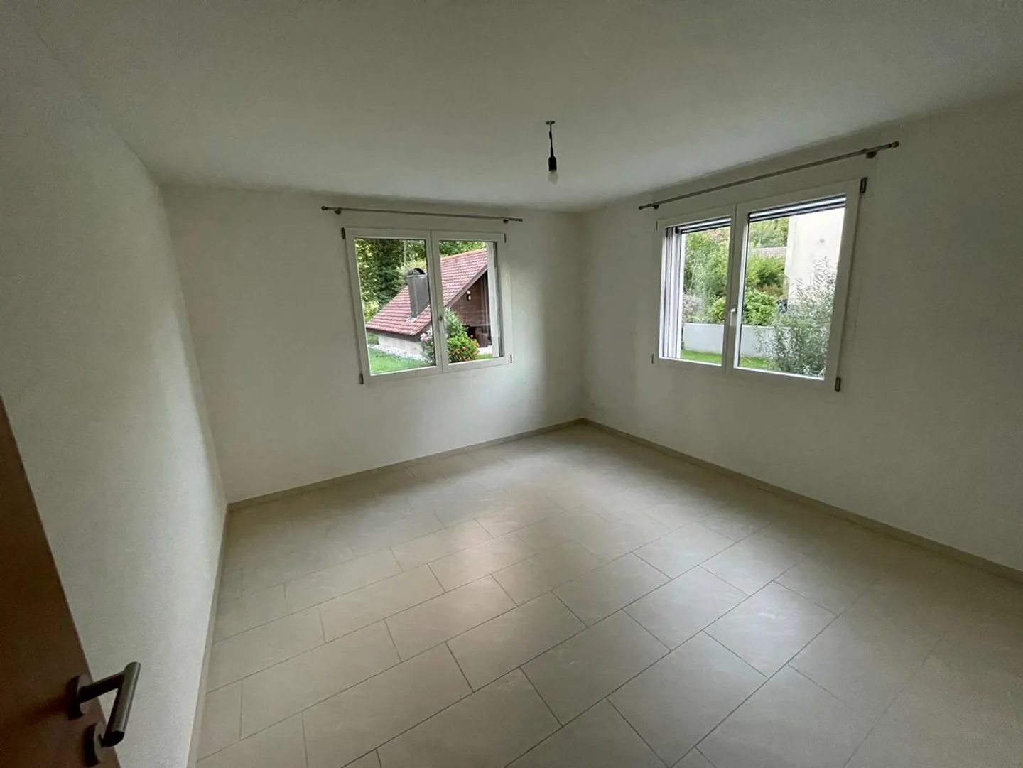 APPARTEMENT AU REZ-DE-CHAUSSÉE DE 4,5 PIÈCES - Photo 23 sur 31