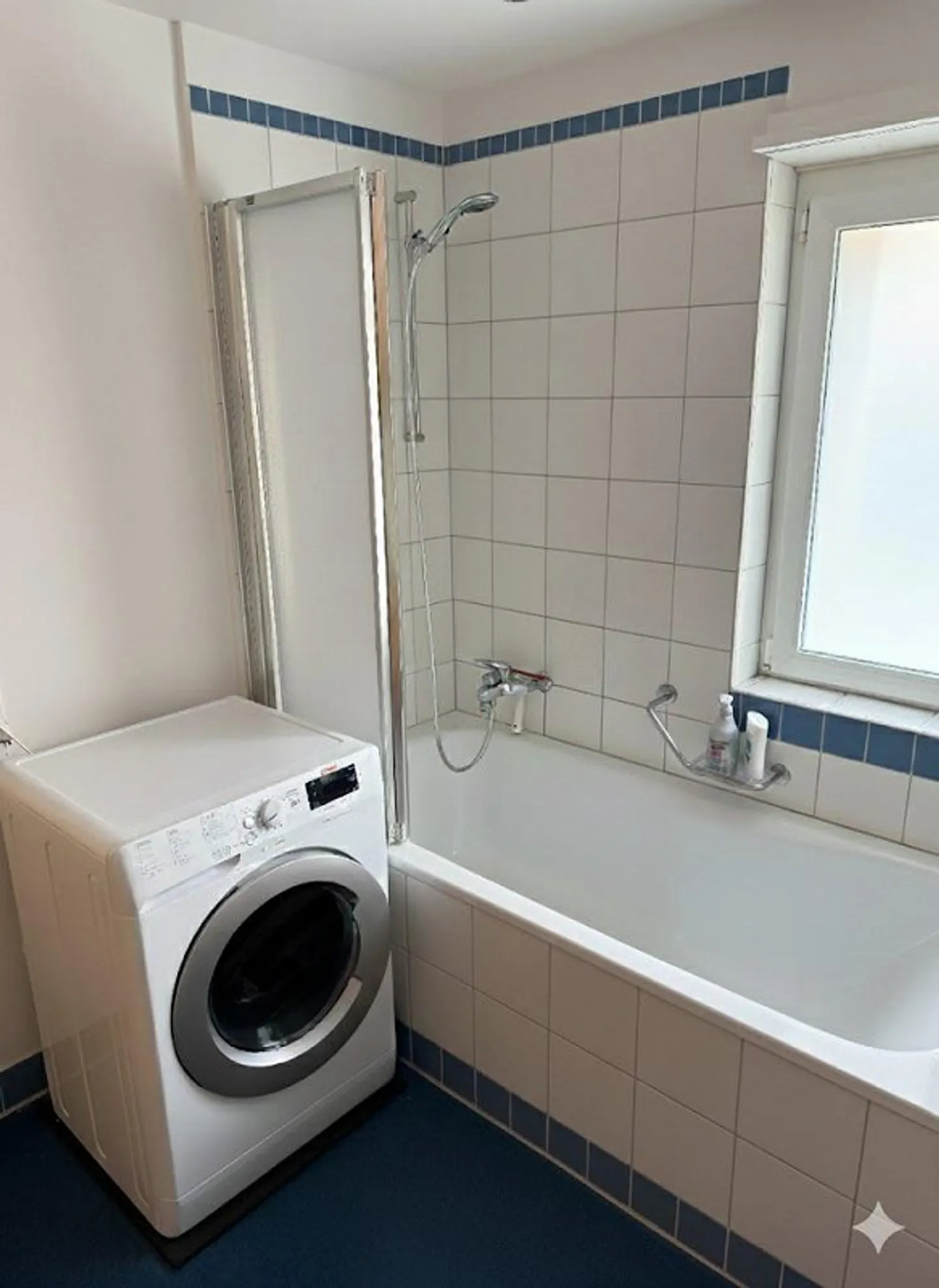 2.5-Room Ground Floor Apartment - Newly Renovated in a Central Location - Photo 8 of 10
