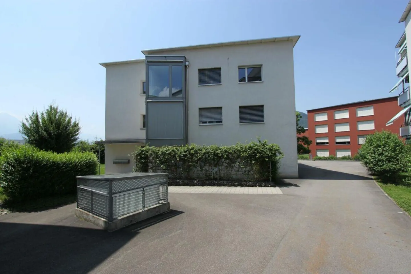 Moderne 5.5-Zimmerwohnung an idealer Lage - Foto 1 von 9