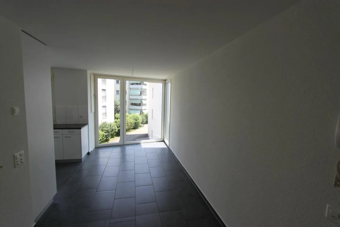 Moderne 5.5-Zimmerwohnung an idealer Lage - Foto 4 von 9