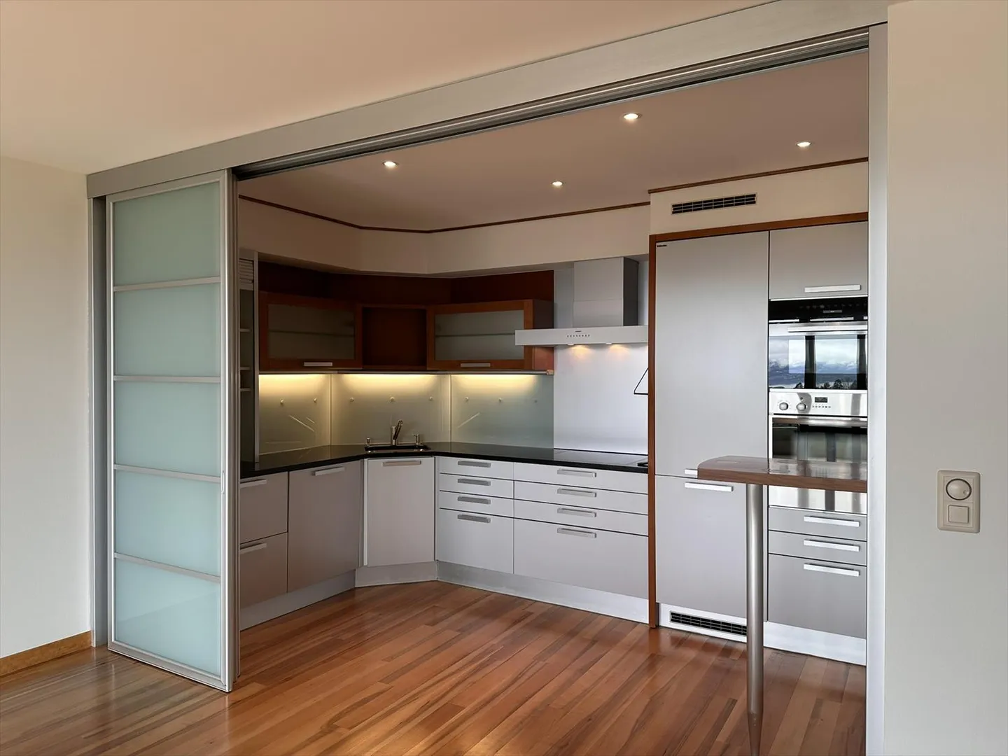 3.5 Room Apartment - Photo 5 of 14