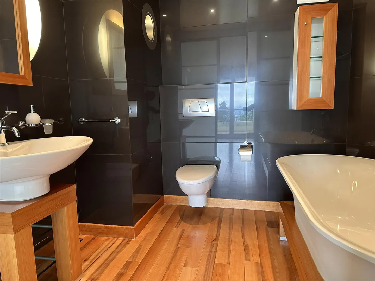 3.5 Room Apartment - Photo 12 of 14