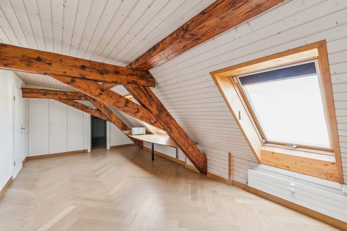 Magnificent renovated duplex of 7 rooms with balcony in the heart of Geneva - Photo 8 of 10