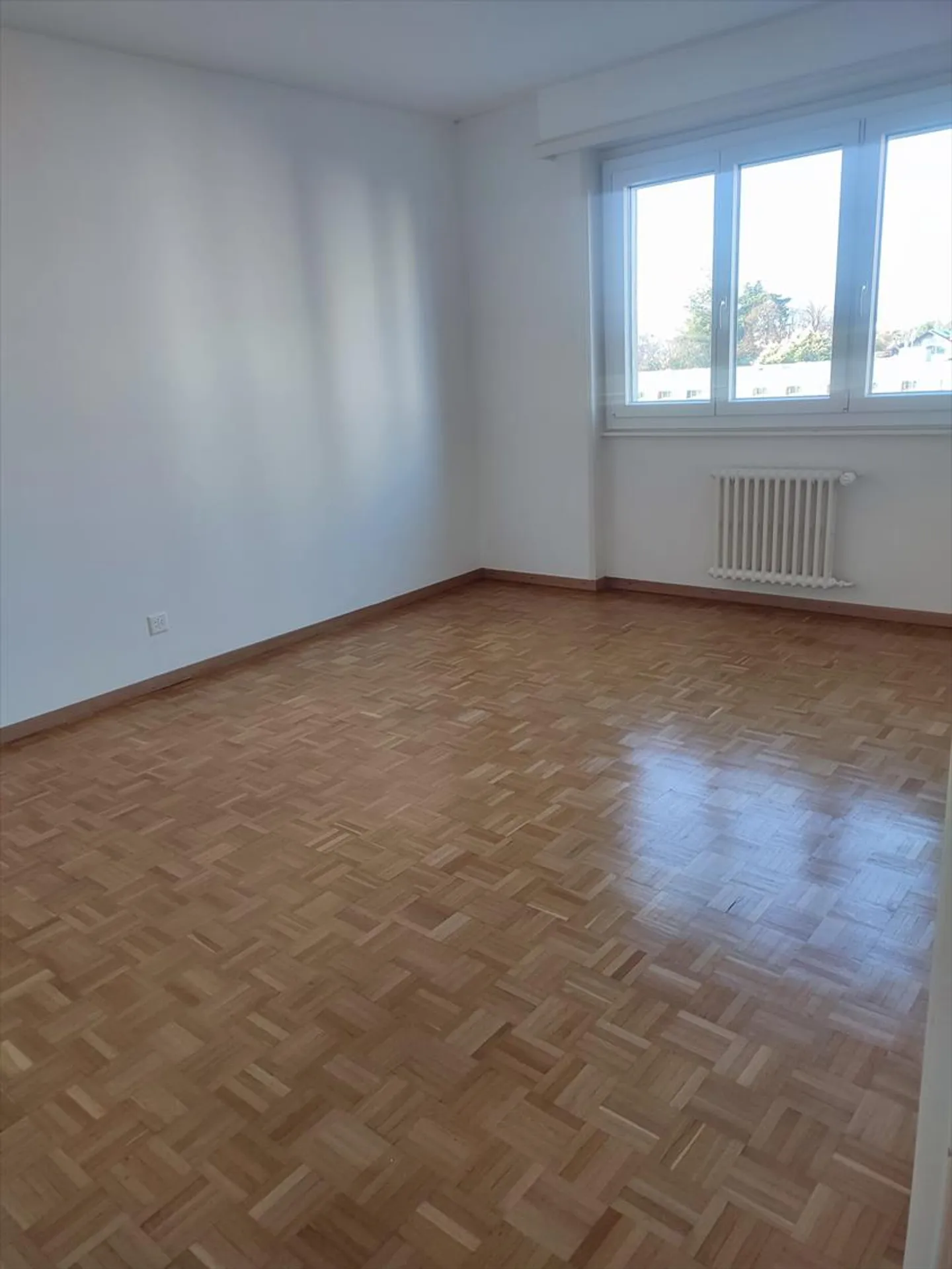 Spacious and bright accommodation, very well located in a family neighborhood. - Photo 5 of 7