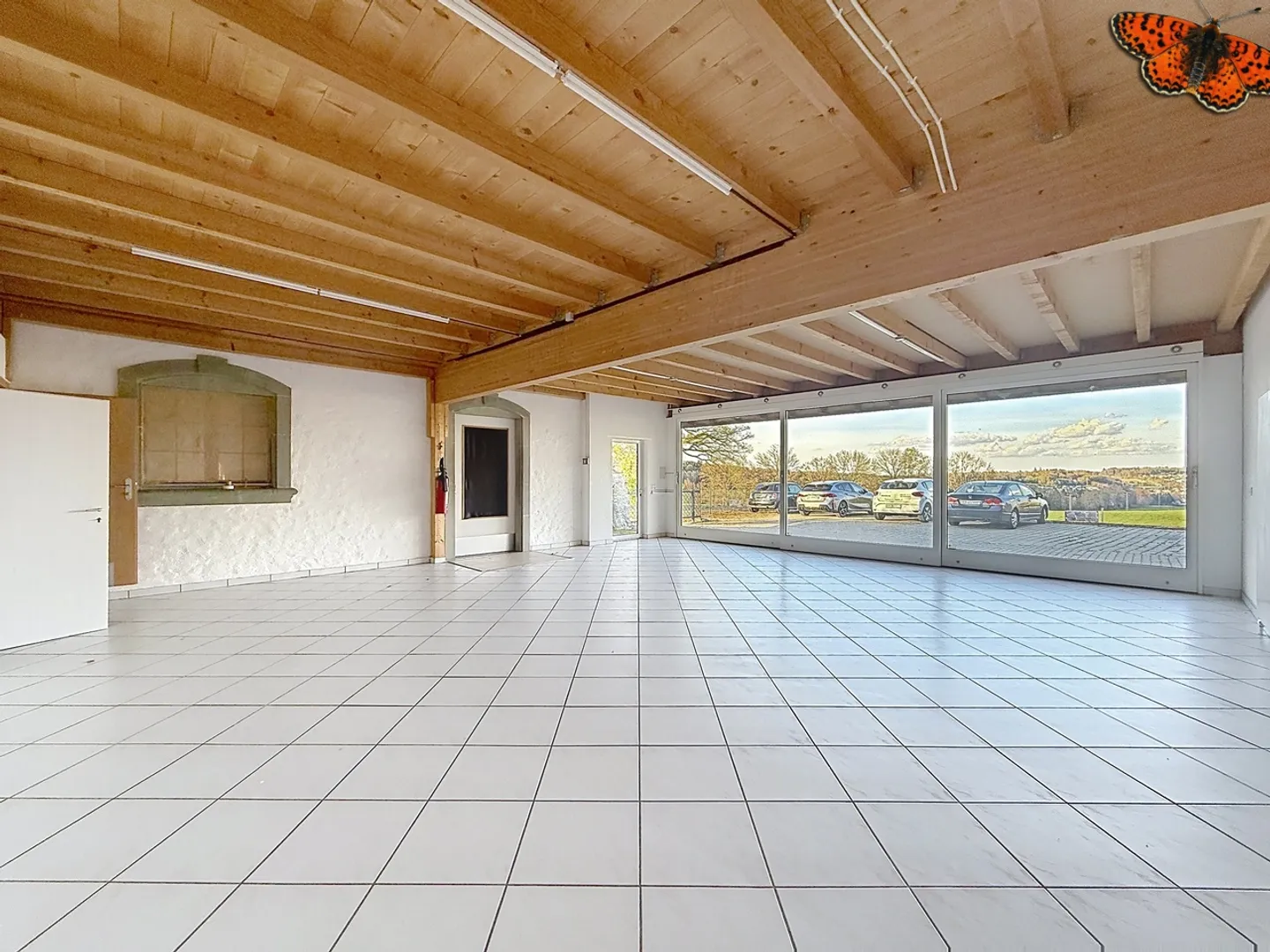 Loft avec surface commerciale au rez - Photo 2 sur 9