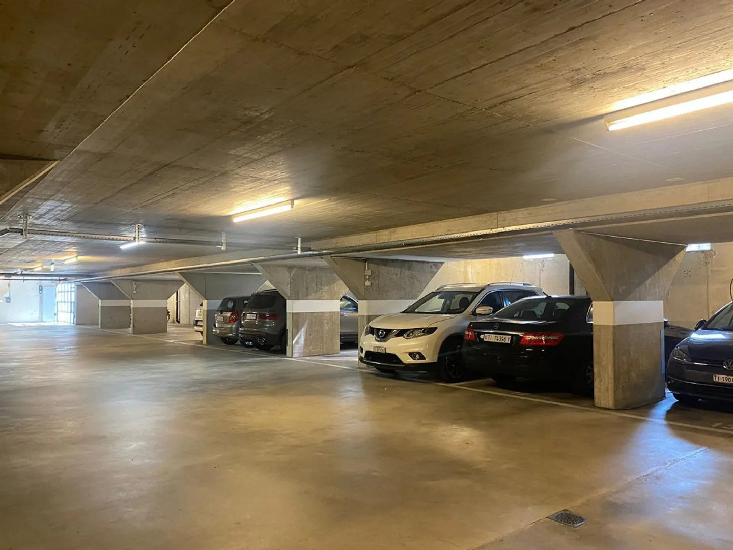 Appartamento 4 1/2 locali nel centro città con vista tranquilla e soleggiata... - Foto 17 di 17