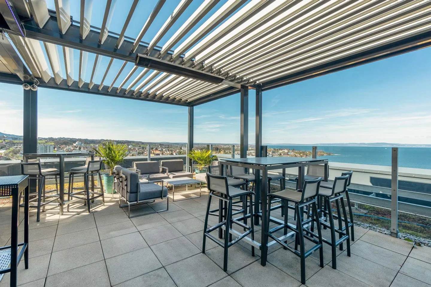 Spazio commerciale esclusivo con vista panoramica sul lago - Foto 6 di 10