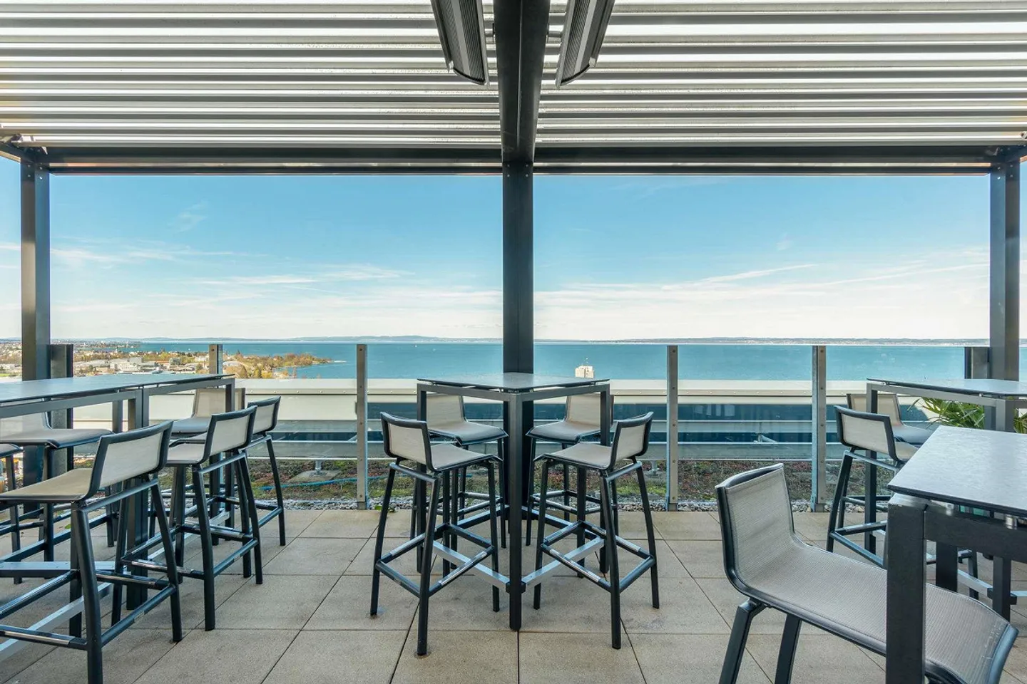 Spazio commerciale esclusivo con vista panoramica sul lago - Foto 7 di 10