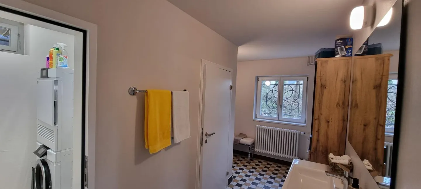 Appartement dans une villa historique. +80m² d'espace extérieur. Loyer : Jour/Semaine/Mois - Photo 8 sur 10
