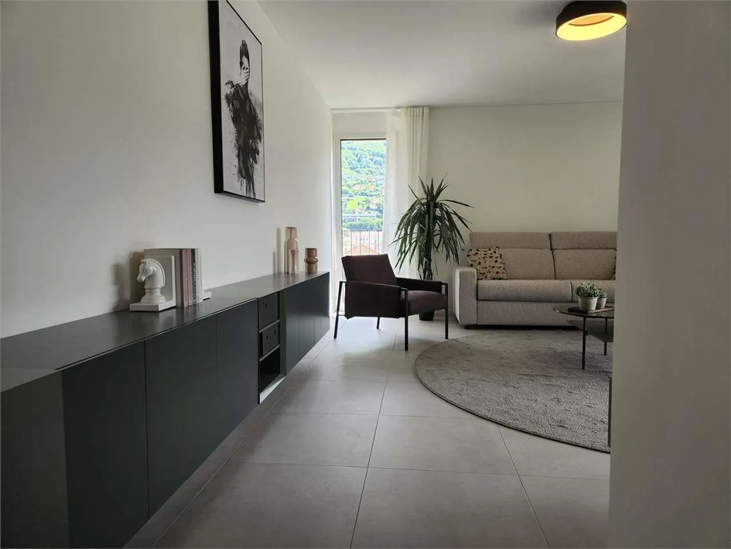 Bellinzona - Modernes 3.5-Zimmer-Apartment im Erdgeschoss mit exklusivem Garten - Foto 9 von 13