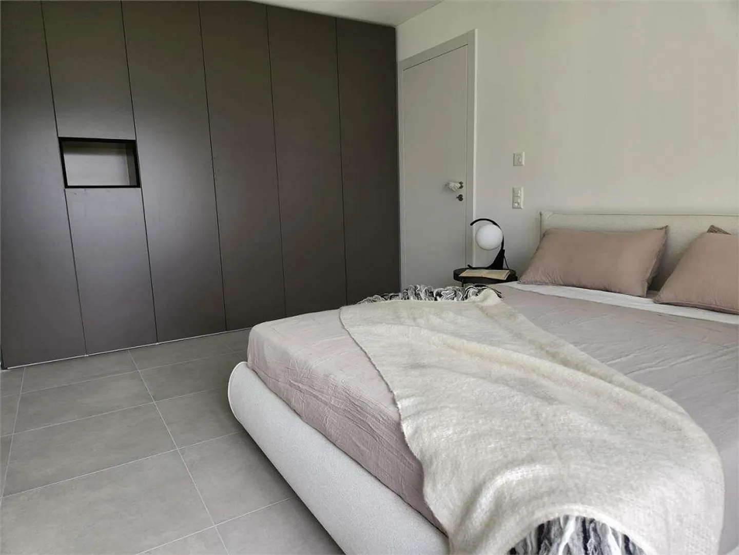 Bellinzona - Modernes 3.5-Zimmer-Apartment im Erdgeschoss mit exklusivem Garten - Foto 11 von 13